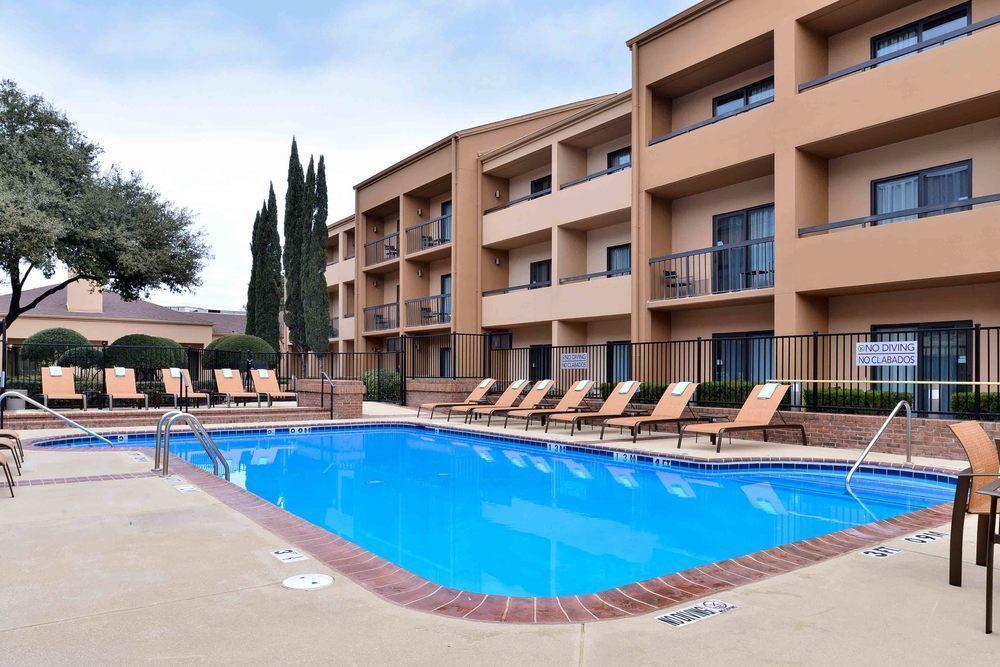 Courtyard By Marriott Dallas Northwest Zewnętrze zdjęcie