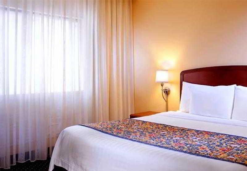 Courtyard By Marriott Dallas Northwest Zewnętrze zdjęcie